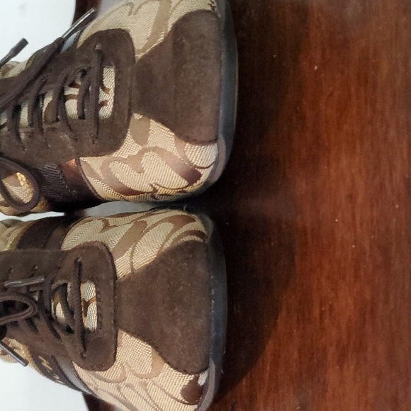 Coach Shoes- sneakers Size 8.5 - Picture 4 of 6